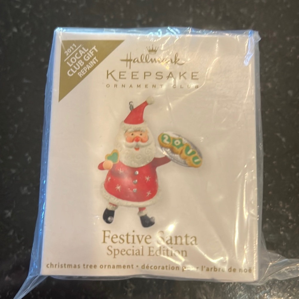 NIB 2011 Hallmark Keepsake Festive Santa Special Edition Handcrafted Ornament